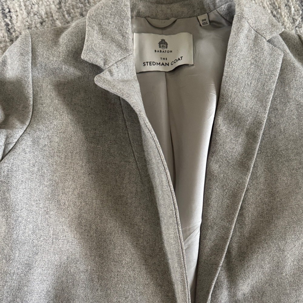 Aritzia Babaton Light Gray Stedman Coat